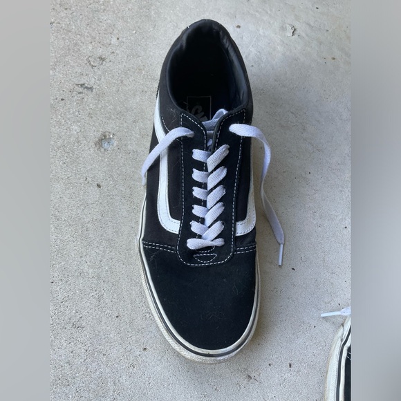 Vans Old Skool Low Top Sneakers
Black White 507698 - Picture 2 of 7